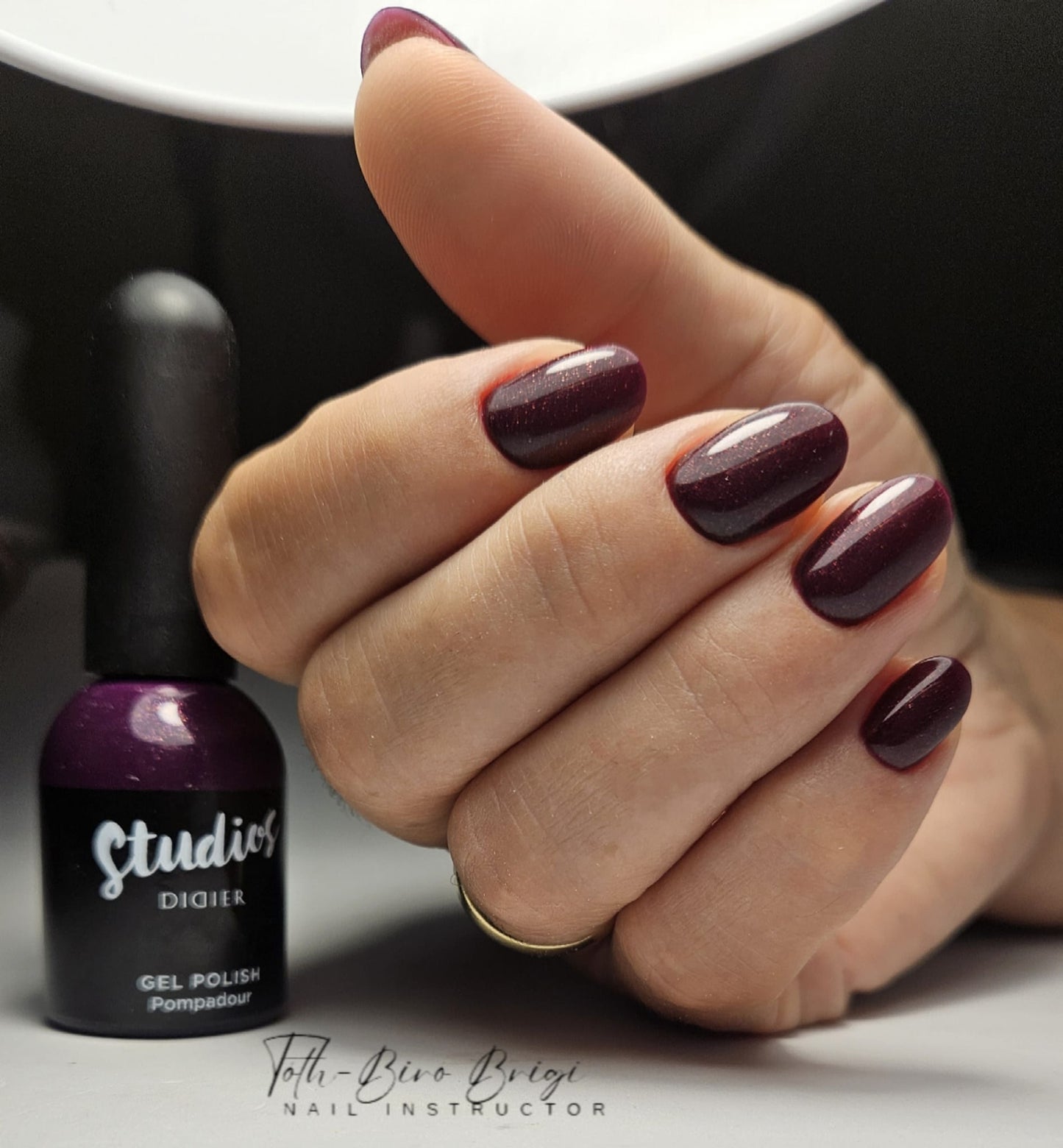 Gel polish Studios, Pompadour, HEMA och TPO-fri, 8ml
