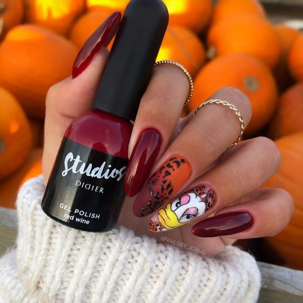 Gel nail polish Studios, red wine, HEMA och TPO-fri, 8ml