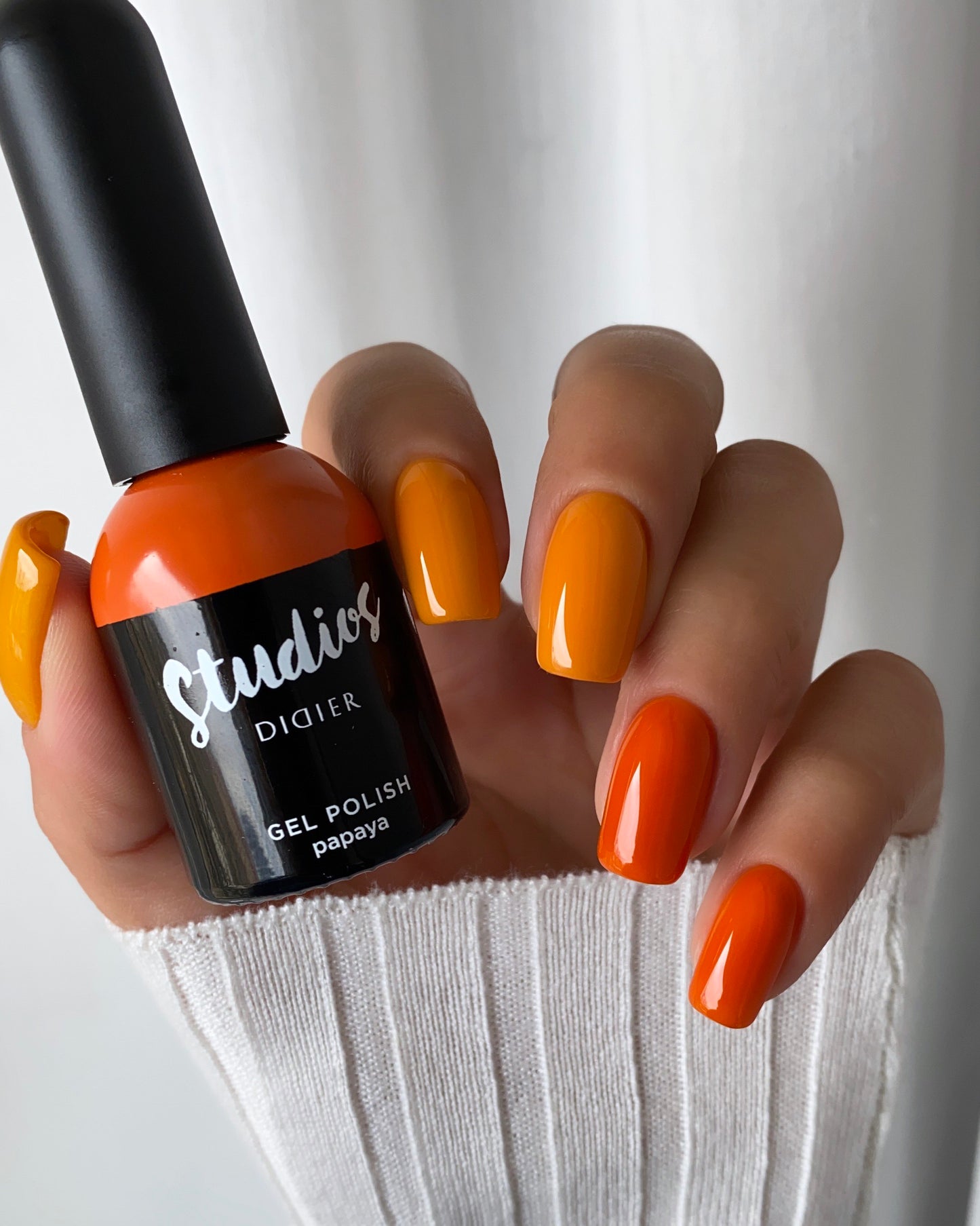 Gel polish Studios, papaya, TPO-fri,8ml