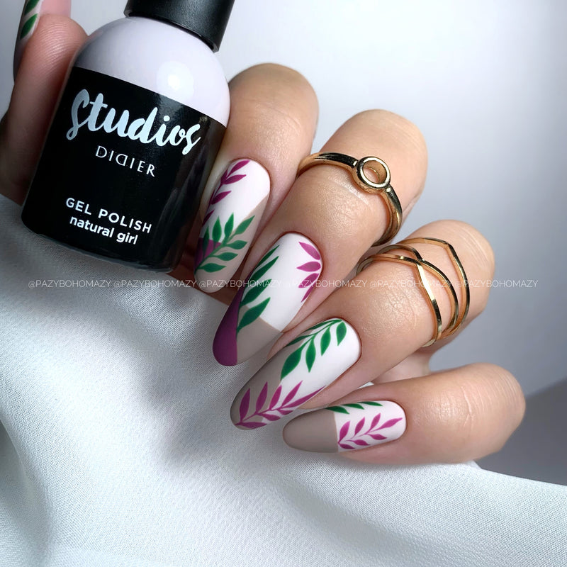 Gel polish Studios, natural girl, 8ml - Didier Lab Sweden